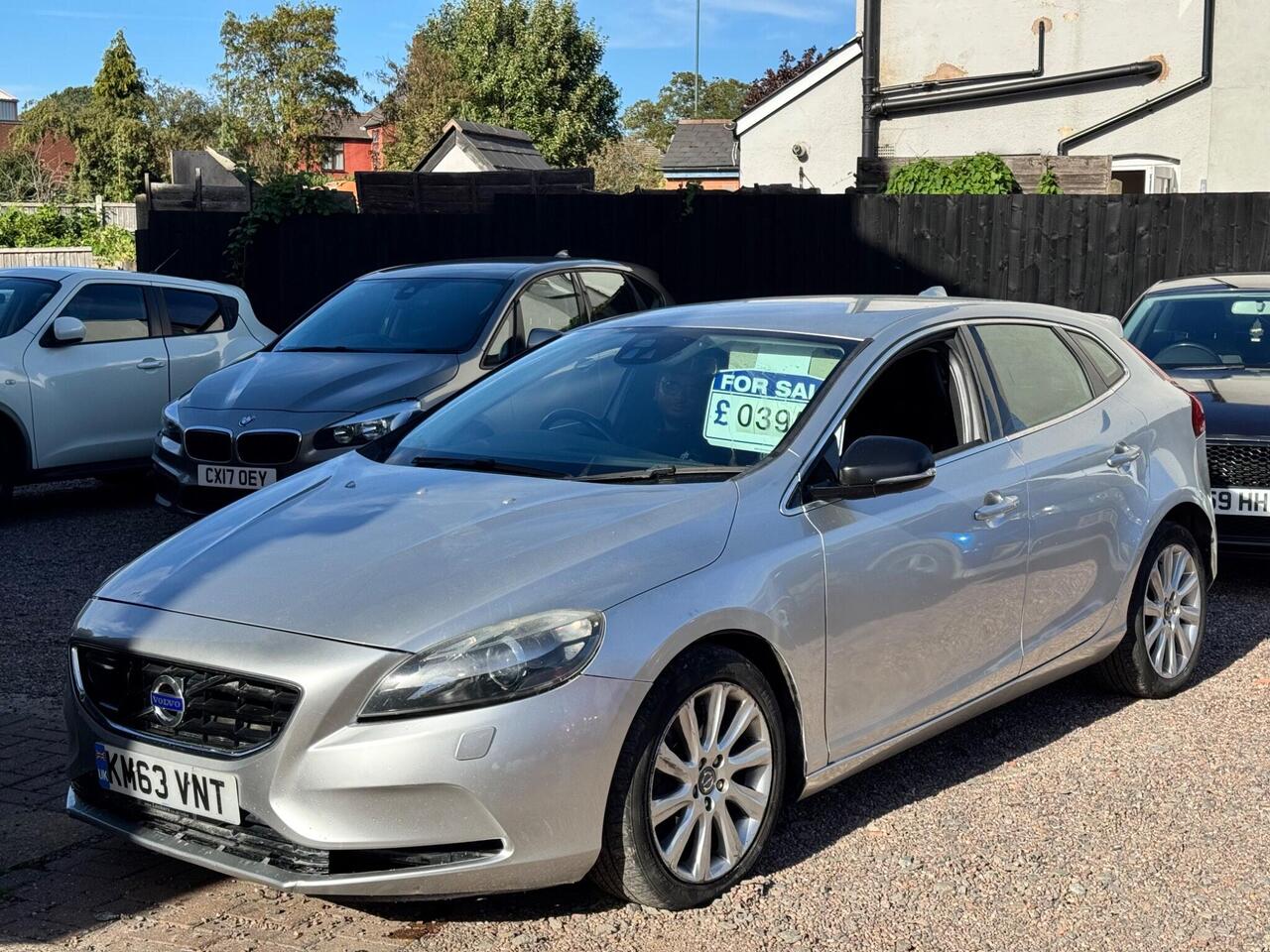 Volvo V40 — photo 3