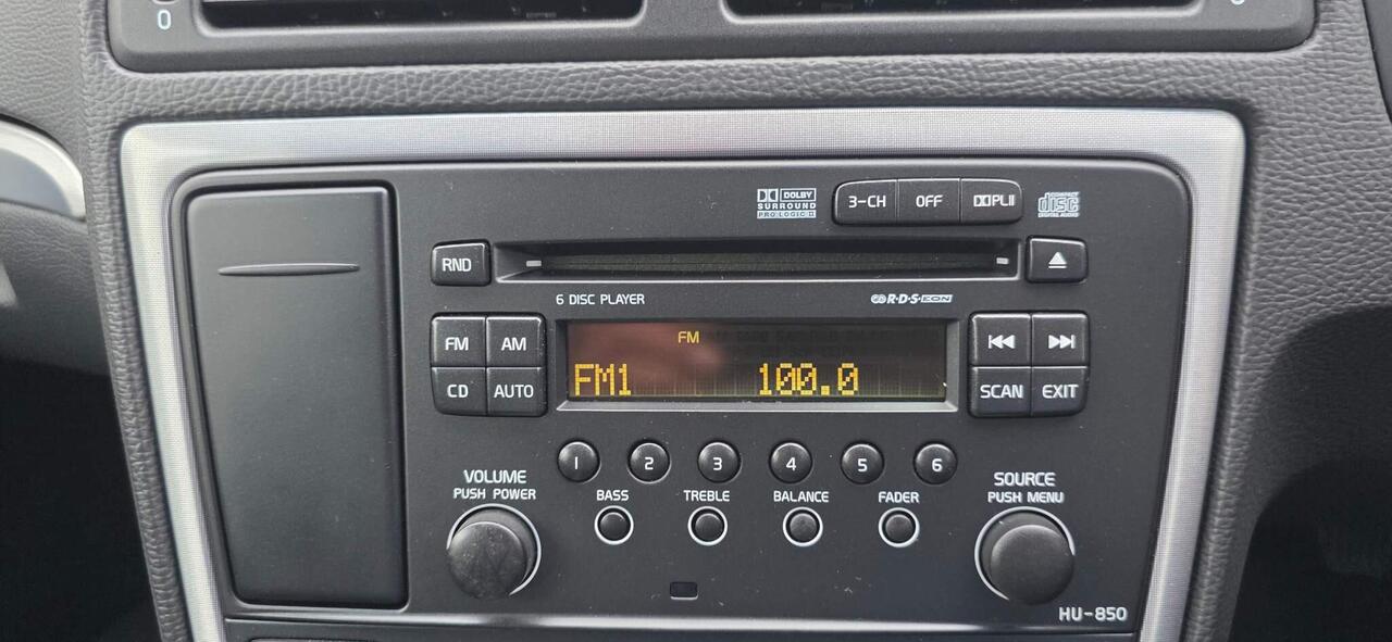 Volvo V70 — photo 83