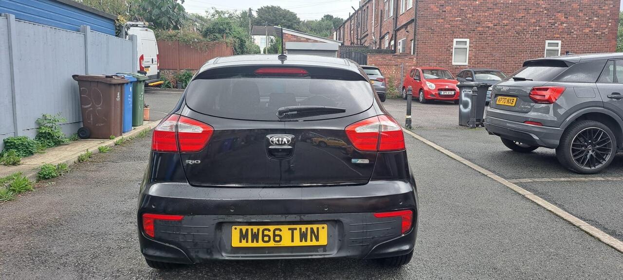 Kia Rio — photo 3