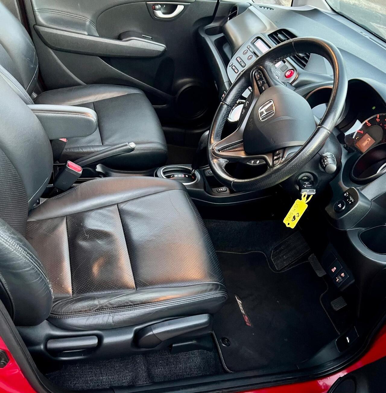Honda Jazz — photo 17