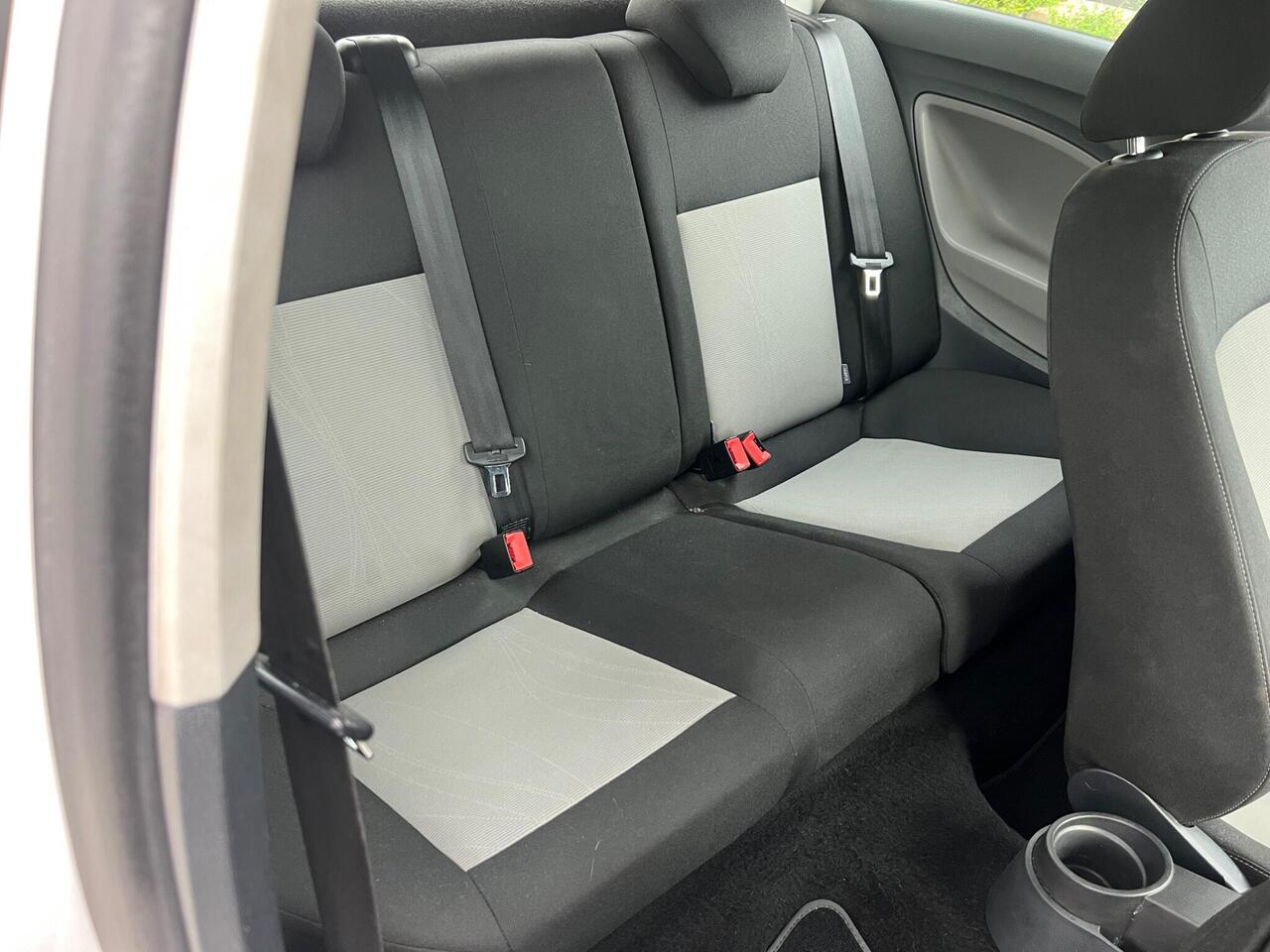 SEAT Ibiza — photo 9