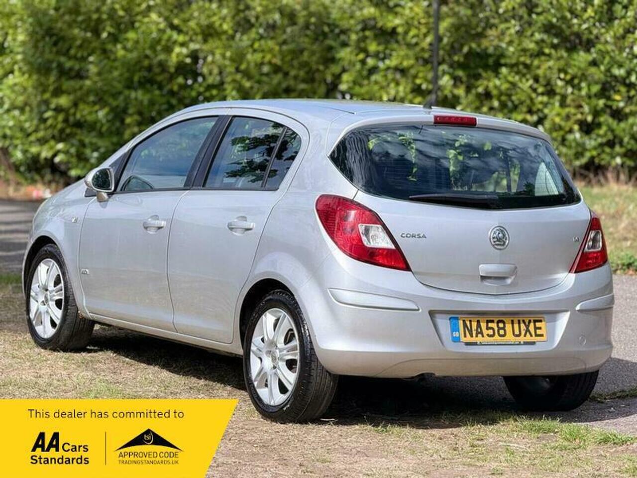 Vauxhall Corsa — photo 11