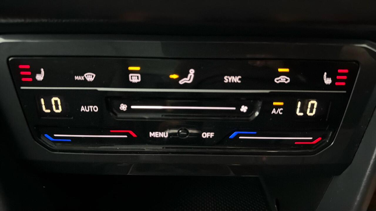 Volkswagen Tiguan — photo 12
