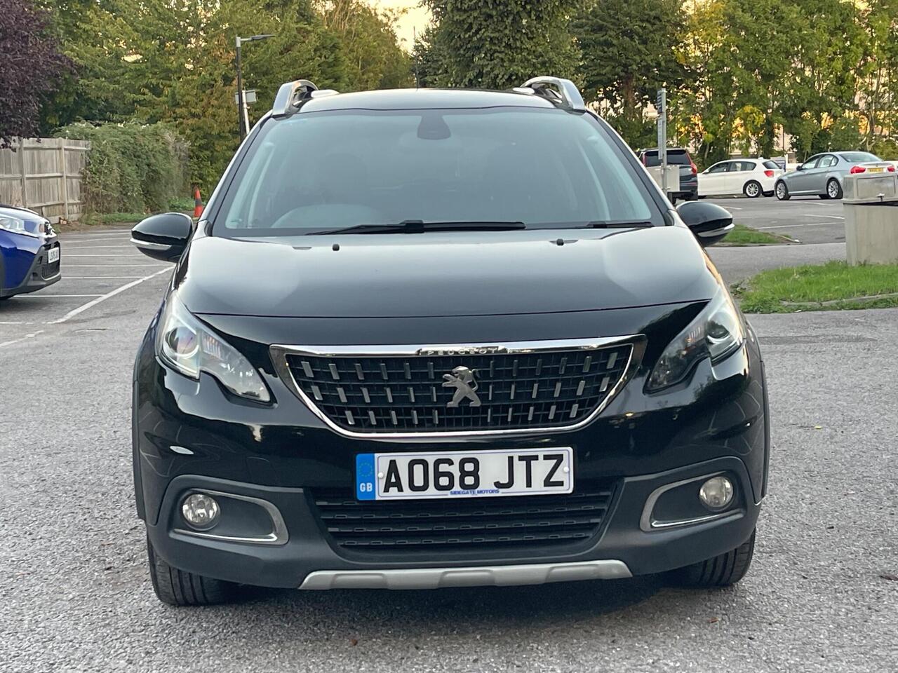 Peugeot 2008 — photo 2