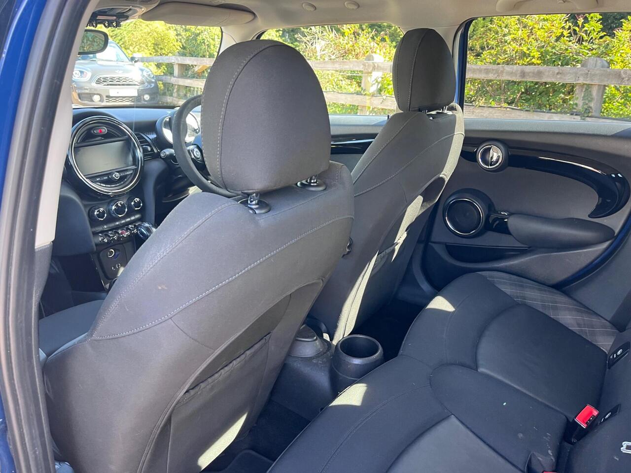 MINI Hatch — photo 16