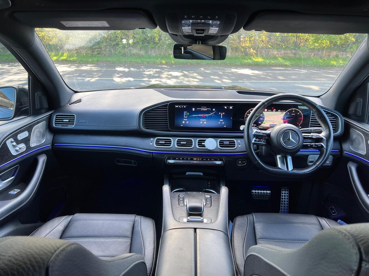 Mercedes-Benz GLS — photo 23