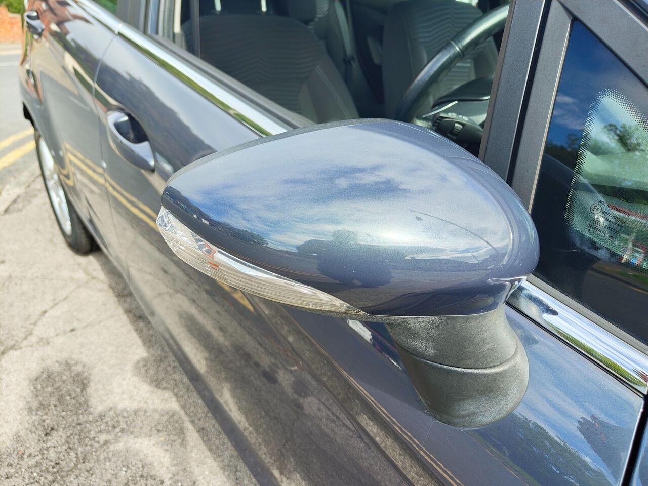 Ford Fiesta — photo 45