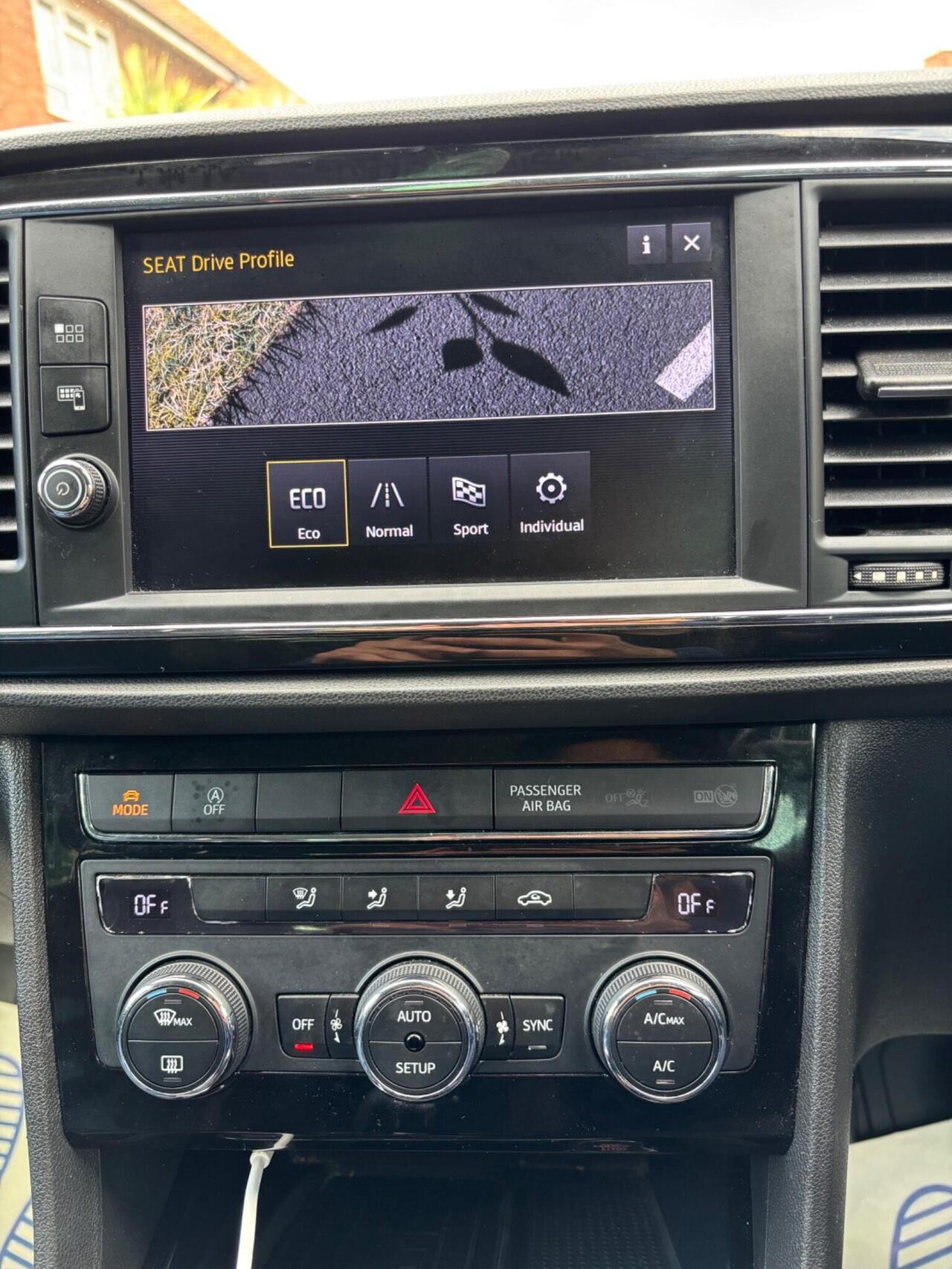 SEAT Leon — photo 25