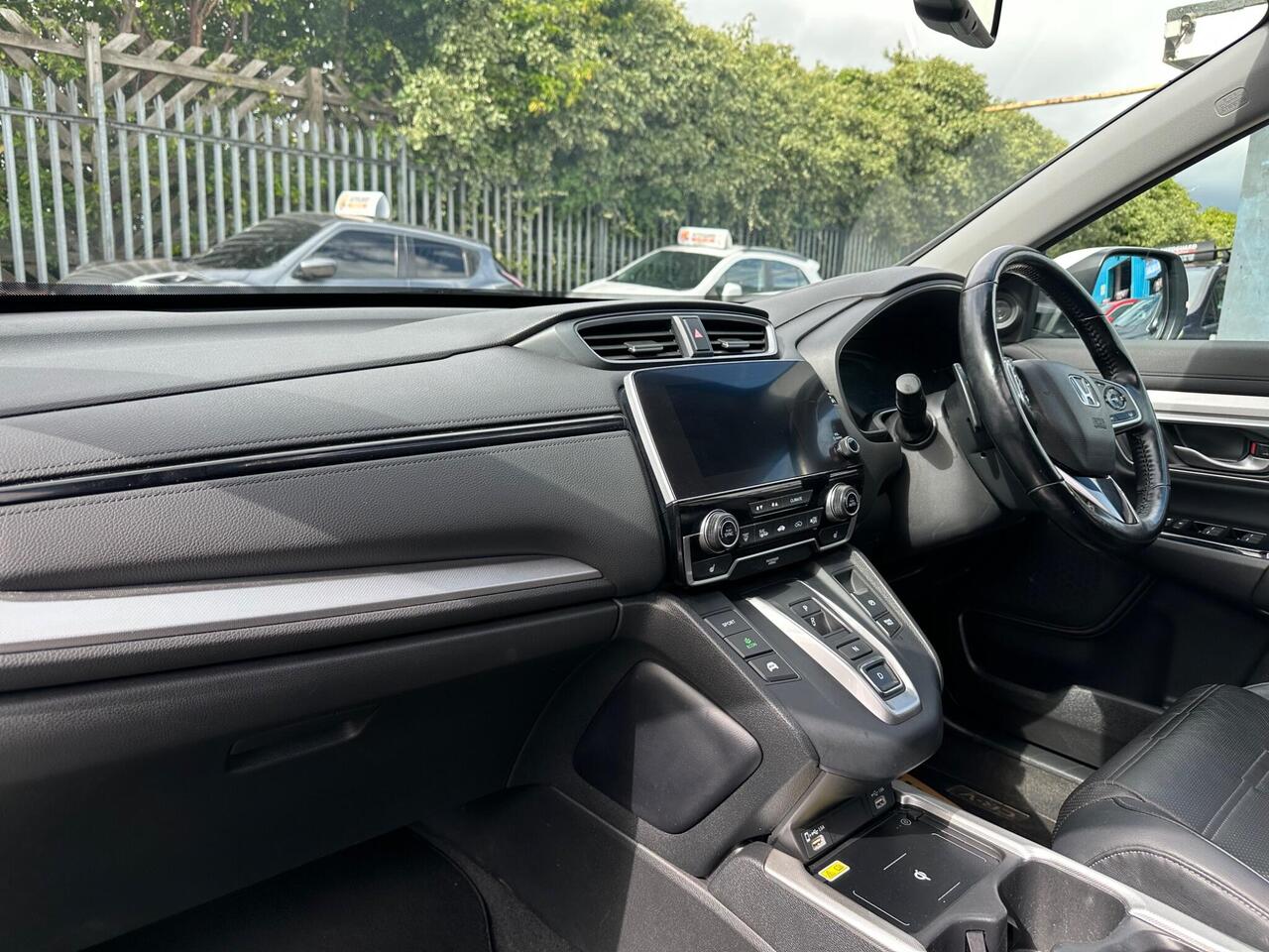 Honda CR-V — photo 14