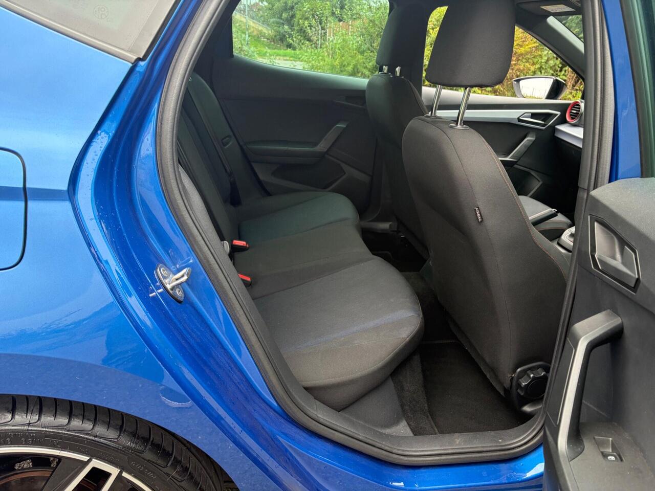 SEAT Ibiza — photo 15
