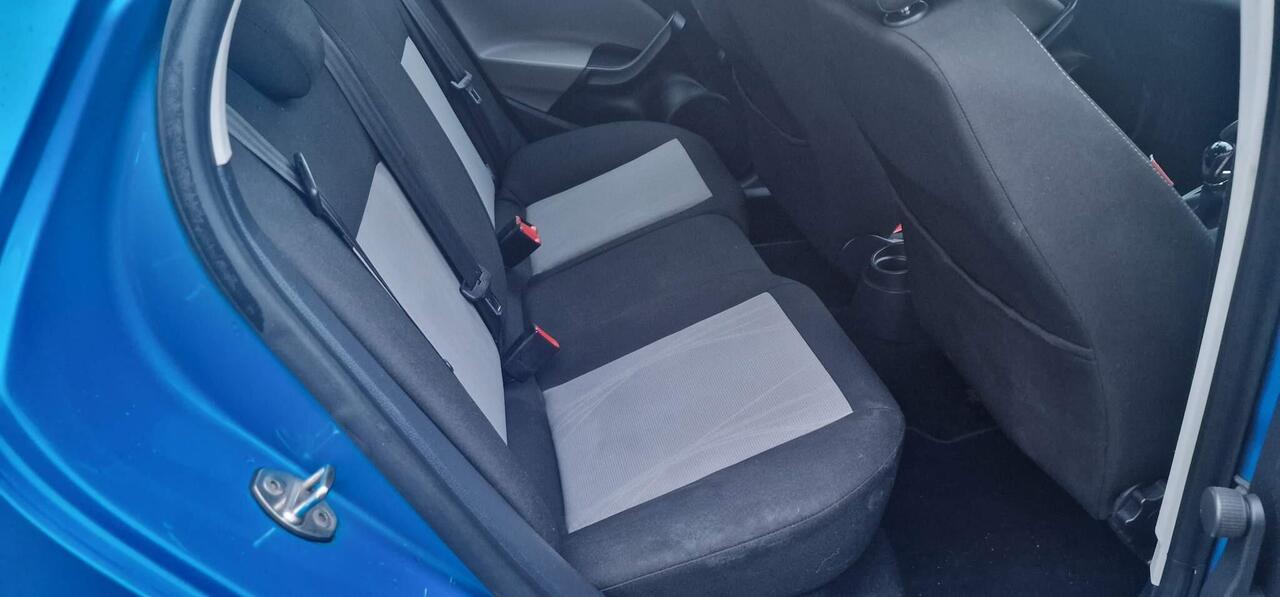 SEAT Ibiza — photo 8