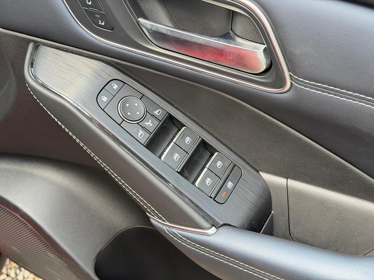 Nissan Qashqai — photo 28