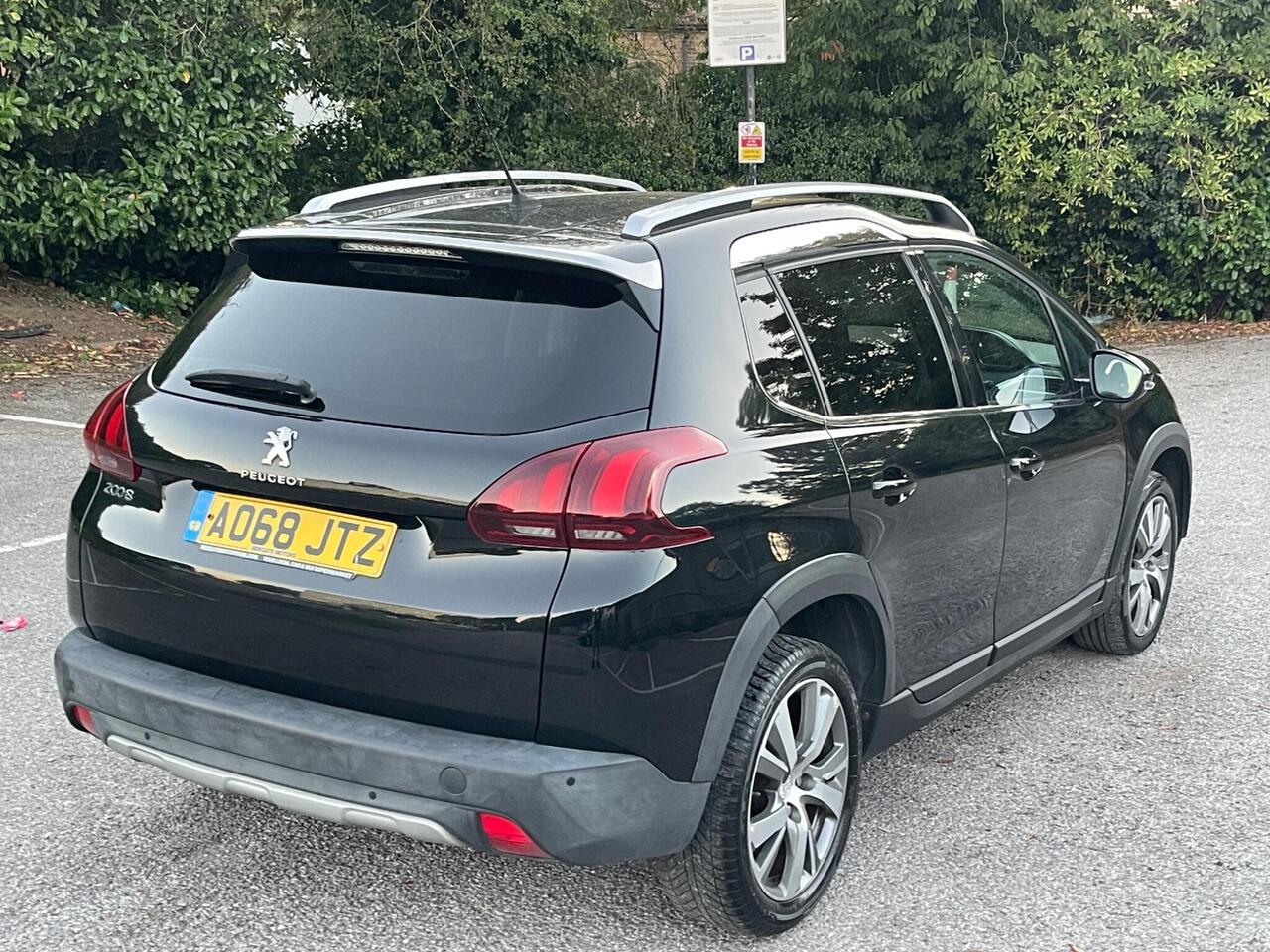 Peugeot 2008 — photo 16