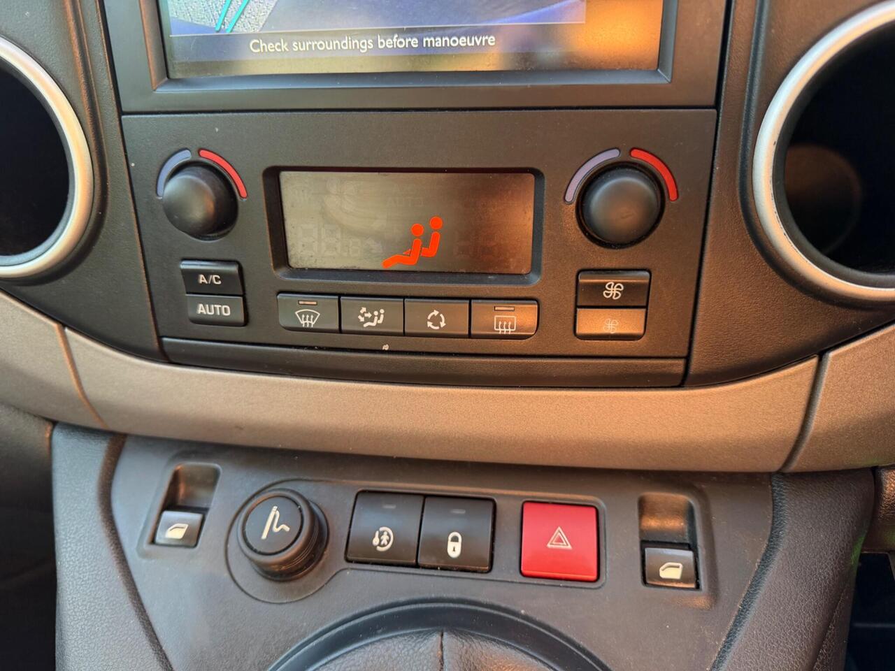 Citroen Berlingo — photo 34