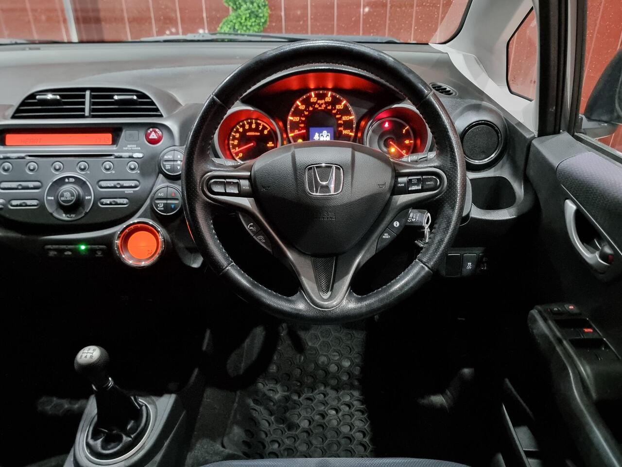 Honda Jazz — photo 25
