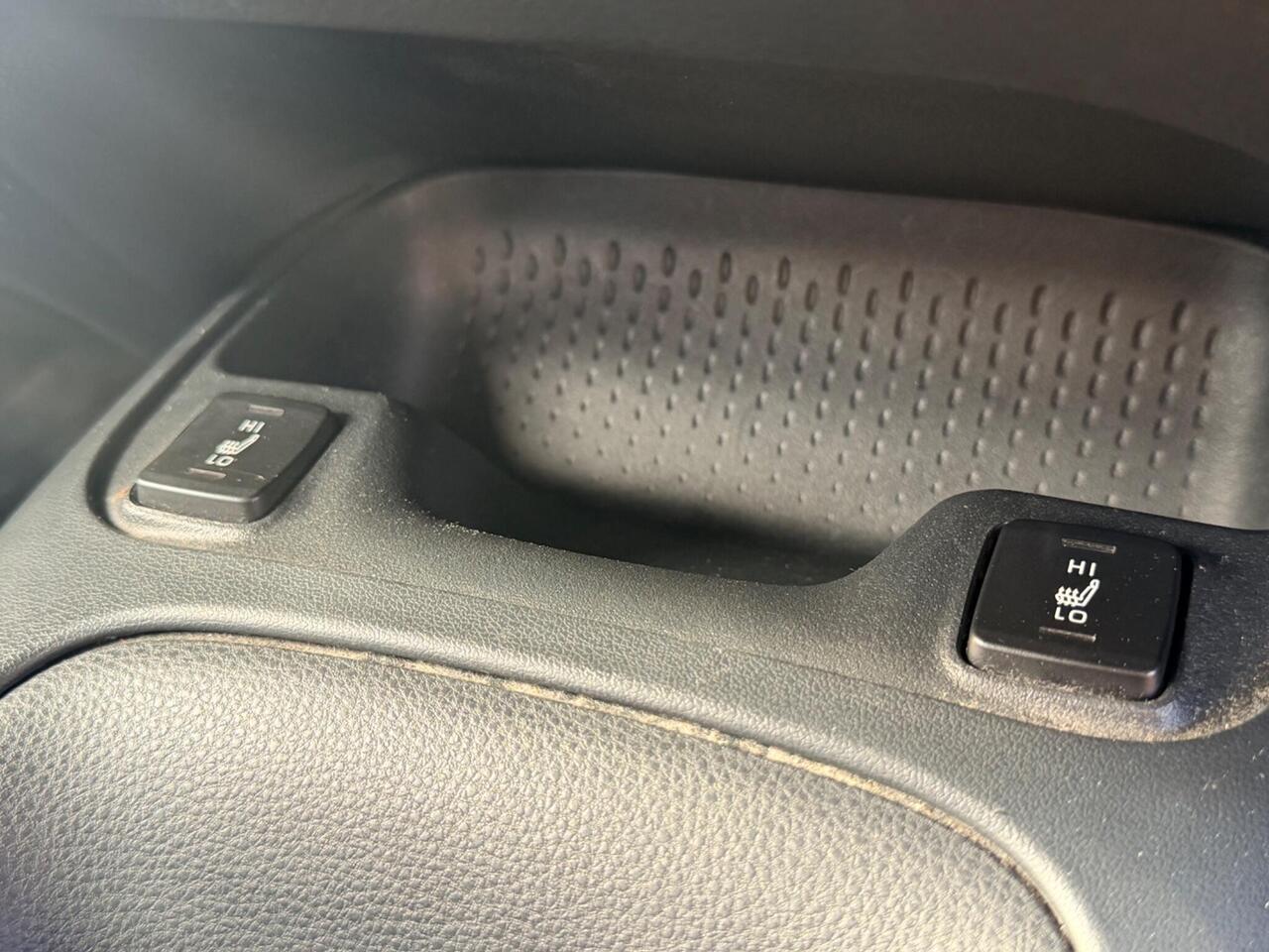 Toyota Corolla — photo 25