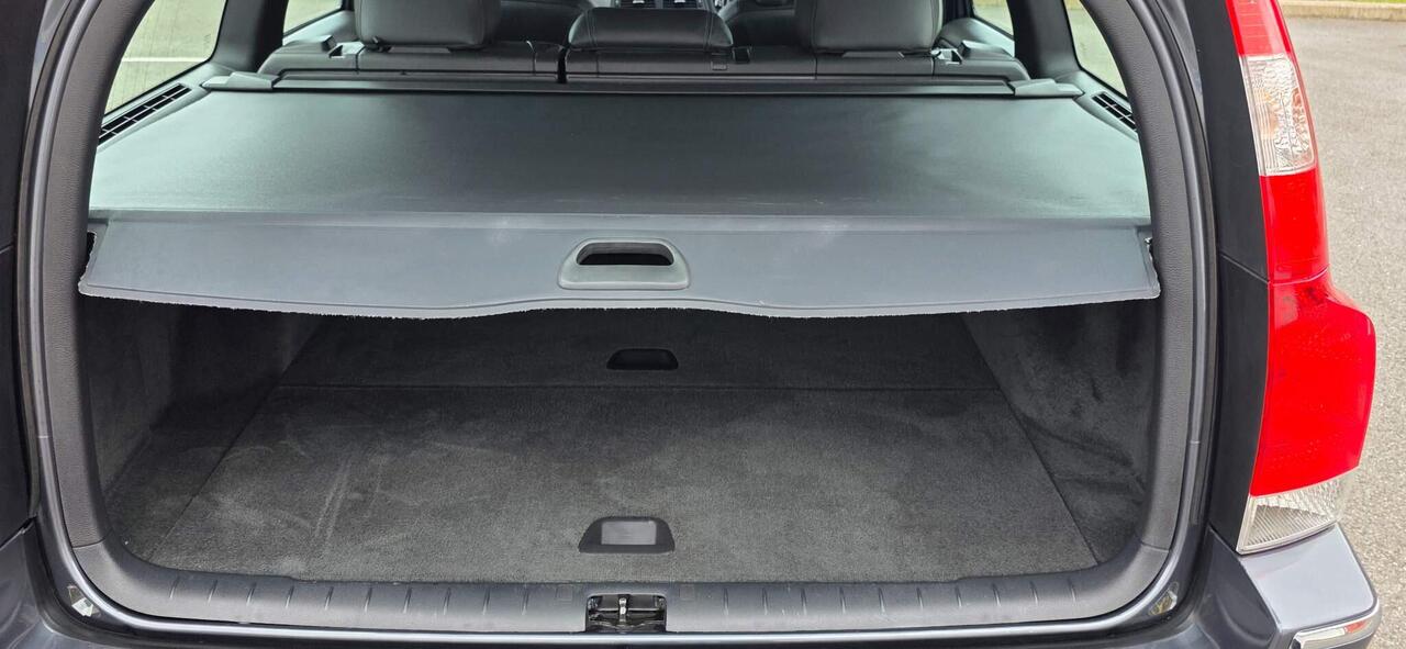Volvo V70 — photo 76