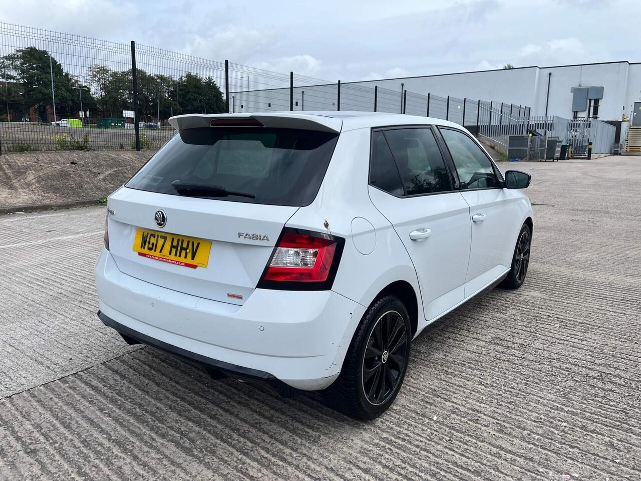 Skoda Fabia — photo 12