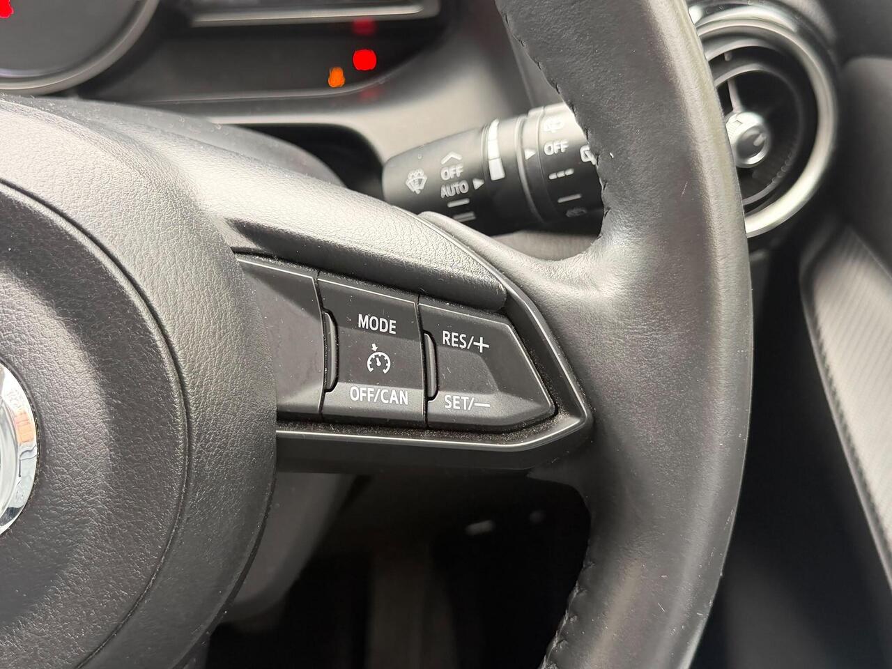 Mazda Mazda2 — photo 21