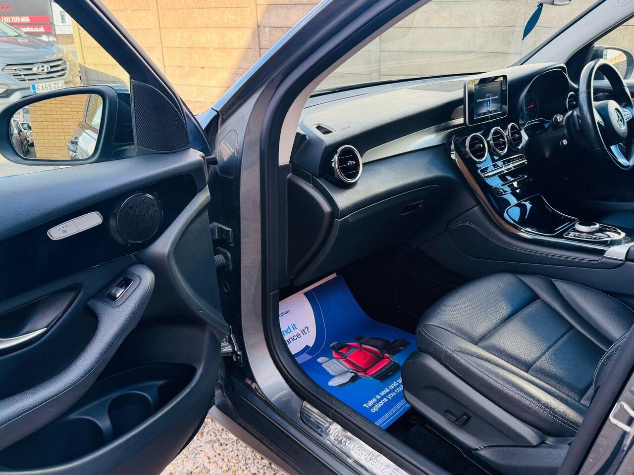 Mercedes-Benz GLC — photo 19