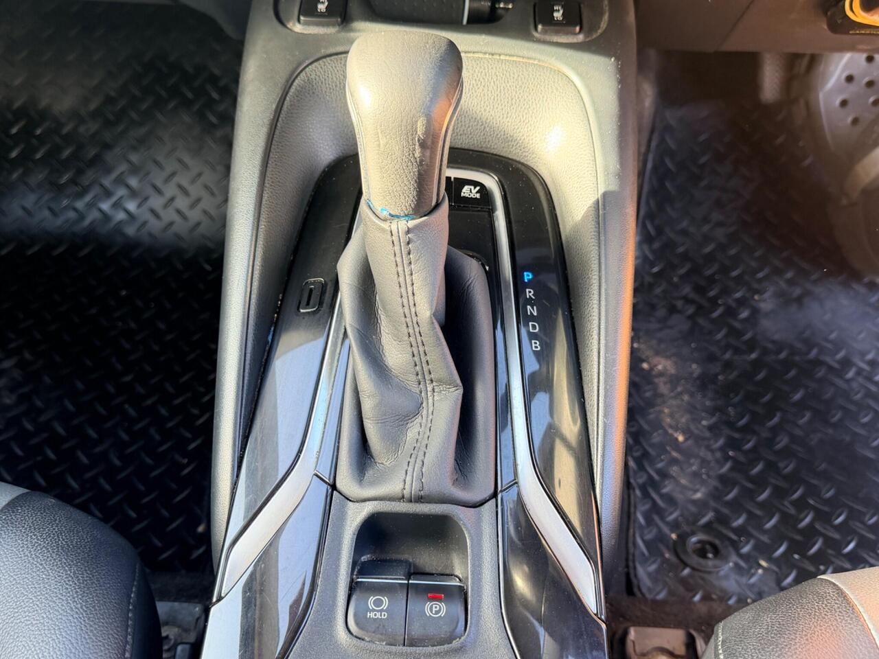 Toyota Corolla — photo 26