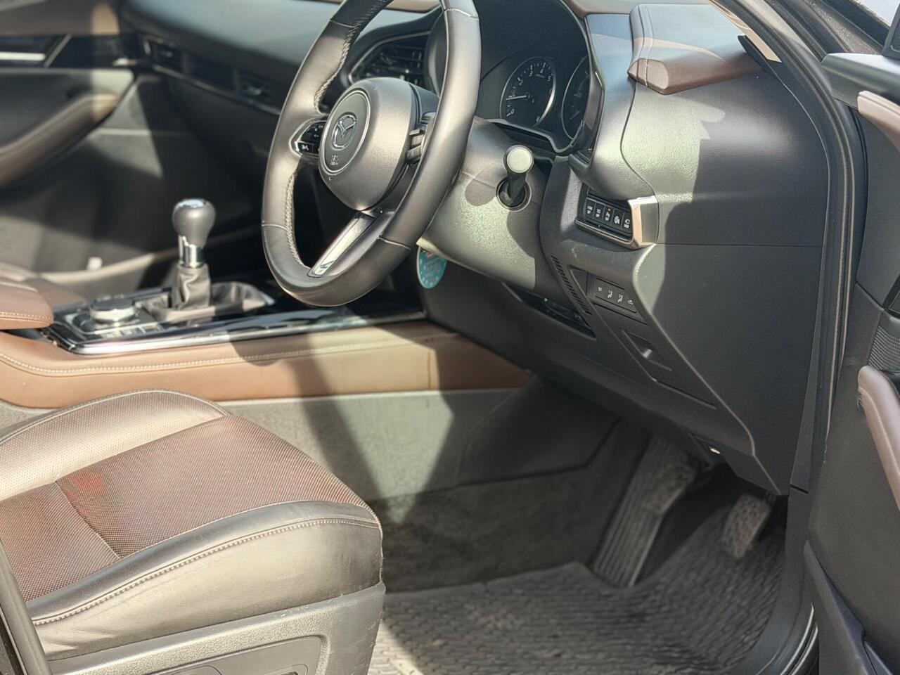 Mazda CX-30 — photo 53