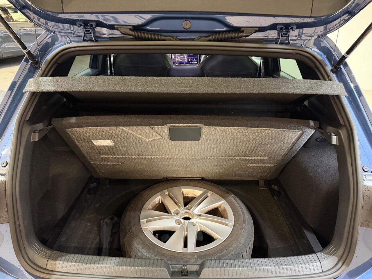 Volkswagen Golf — photo 44