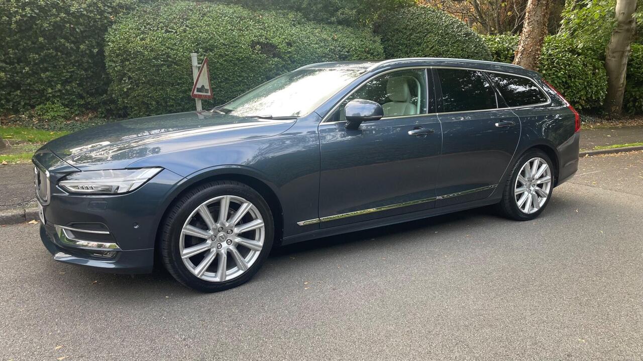 Volvo V90 — photo 2