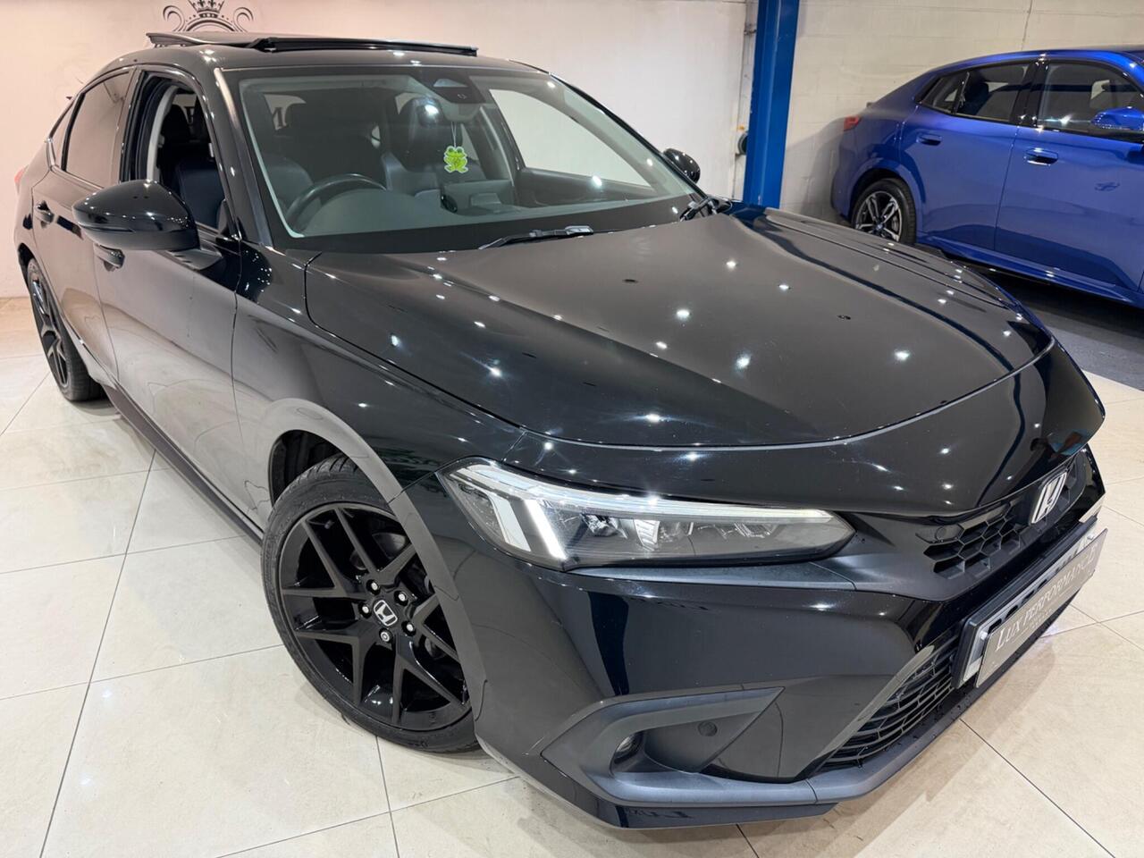 Honda Civic — photo 17