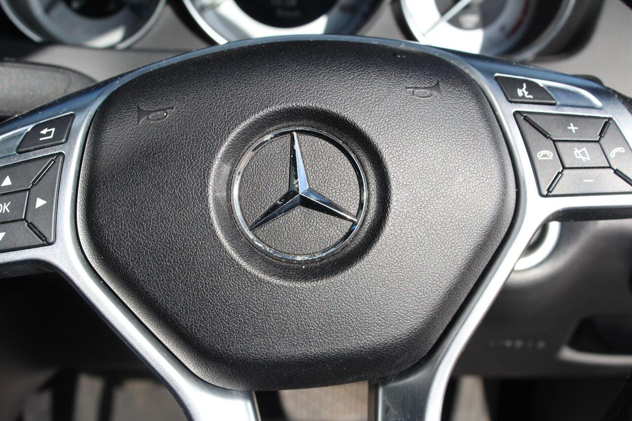 Mercedes-Benz C Class — photo 20