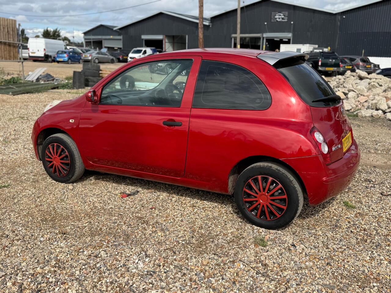 Nissan Micra — photo 39