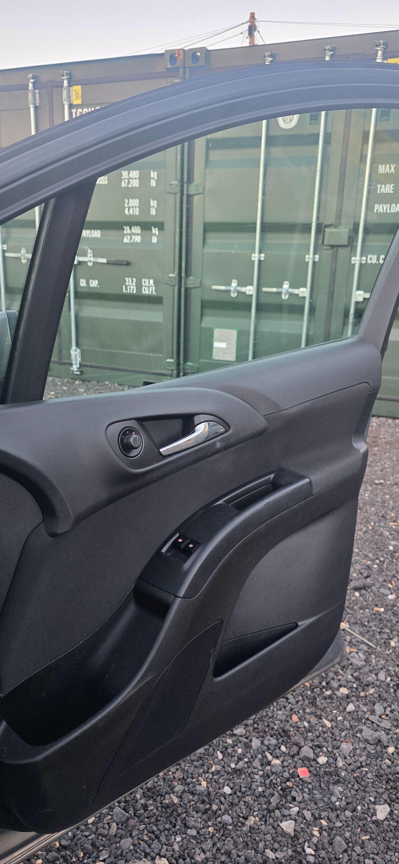 Vauxhall Meriva — photo 21