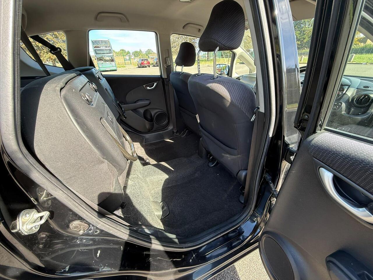 Honda Jazz — photo 25
