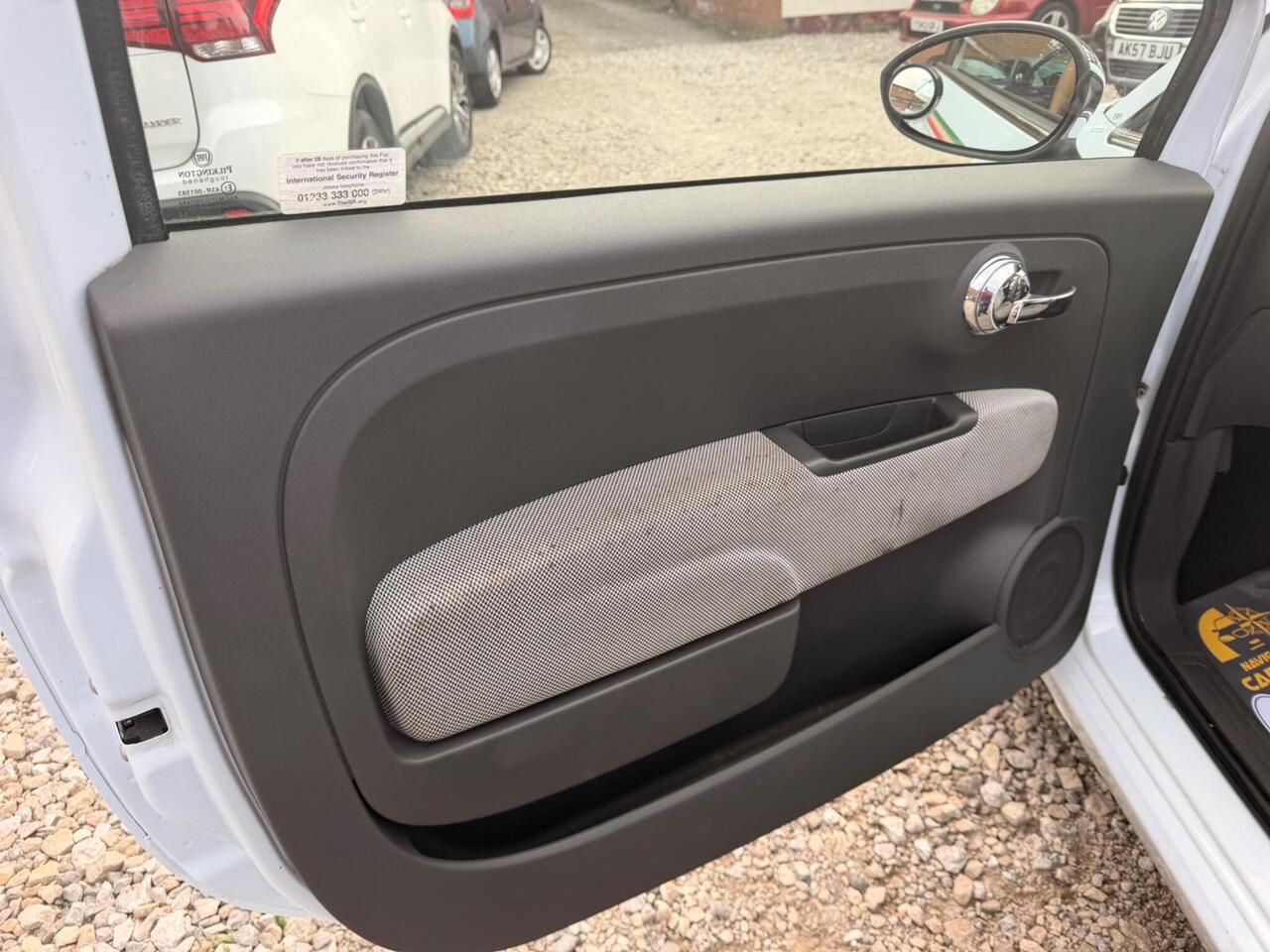 Fiat 500 — photo 18