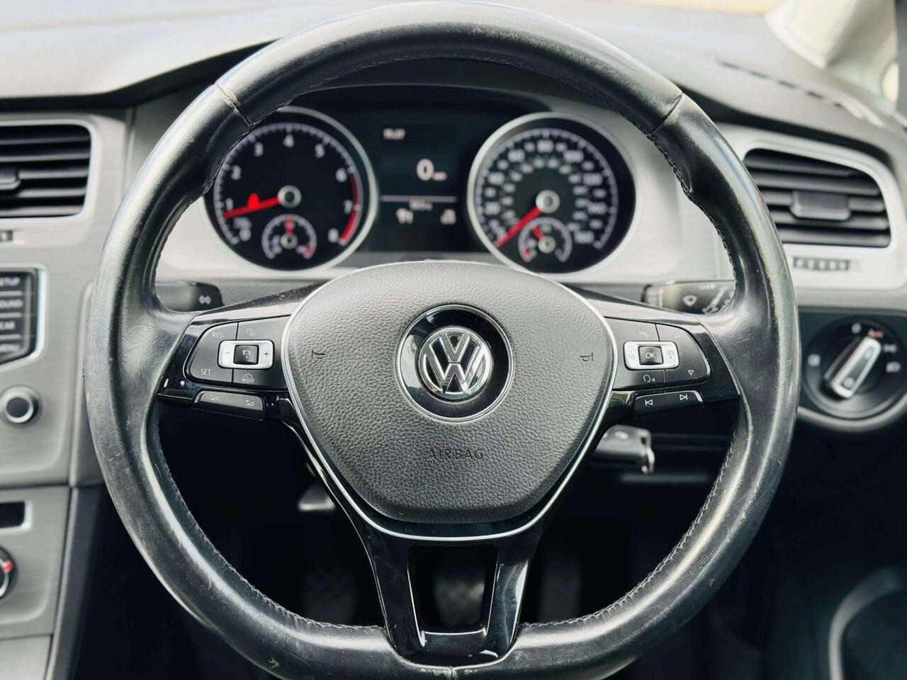 Volkswagen Golf — photo 45