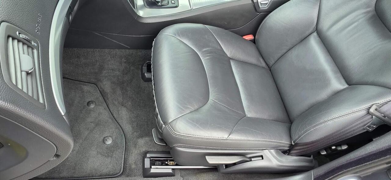 Volvo V70 — photo 54