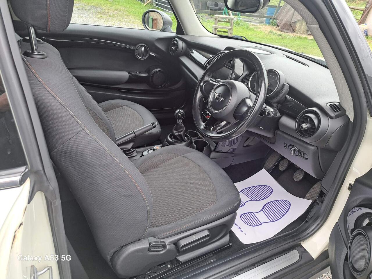 MINI Hatch — photo 8