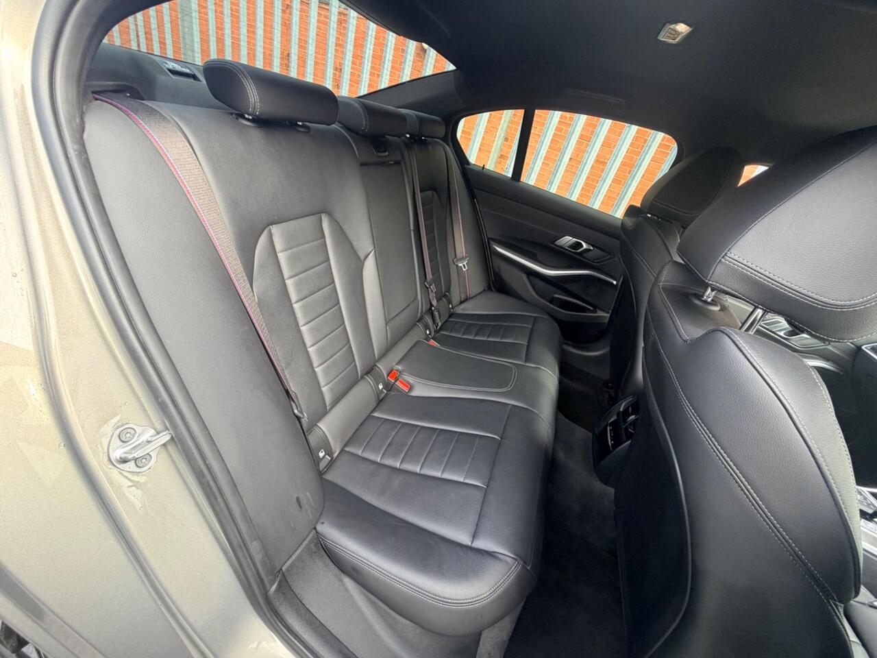 2022 BMW 3 Series 2.0 330e 12kWh M Sport Pro Edition Auto xDrive Euro 6 (s/s) 4dr, photo 7