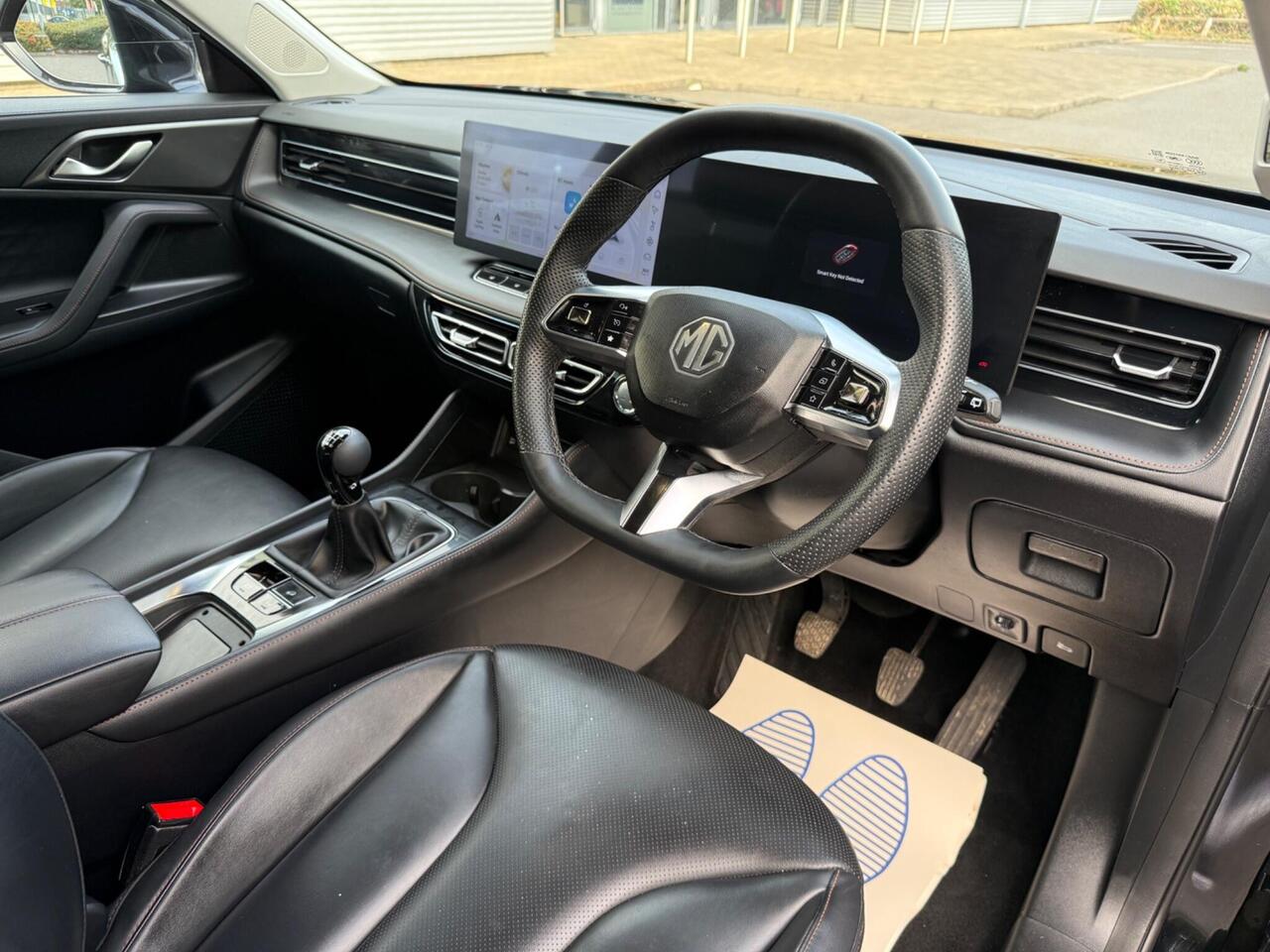 MG MG HS — photo 16