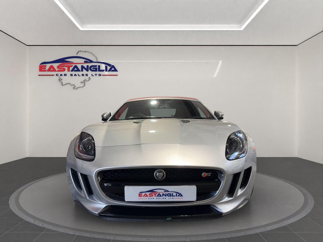 Jaguar F-Type — photo 5