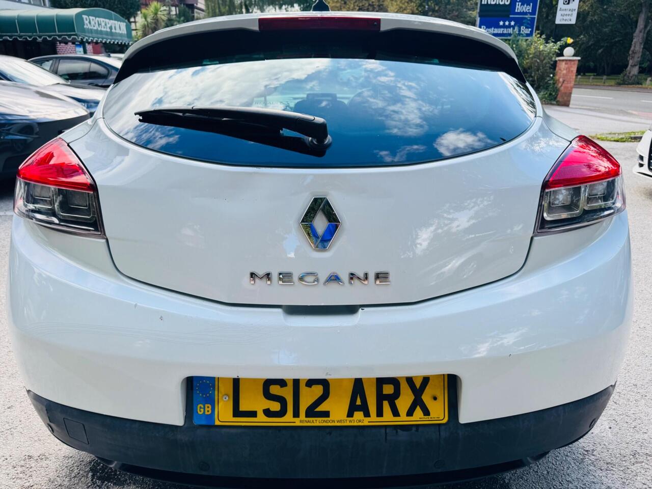 Renault Megane — photo 8