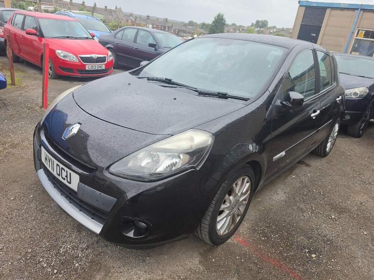 Renault Clio — photo 3