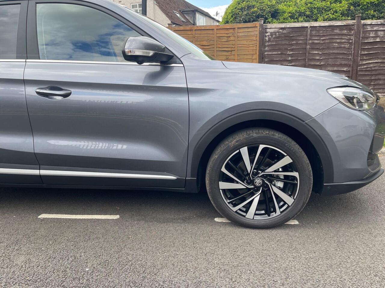 MG MG ZS — photo 28
