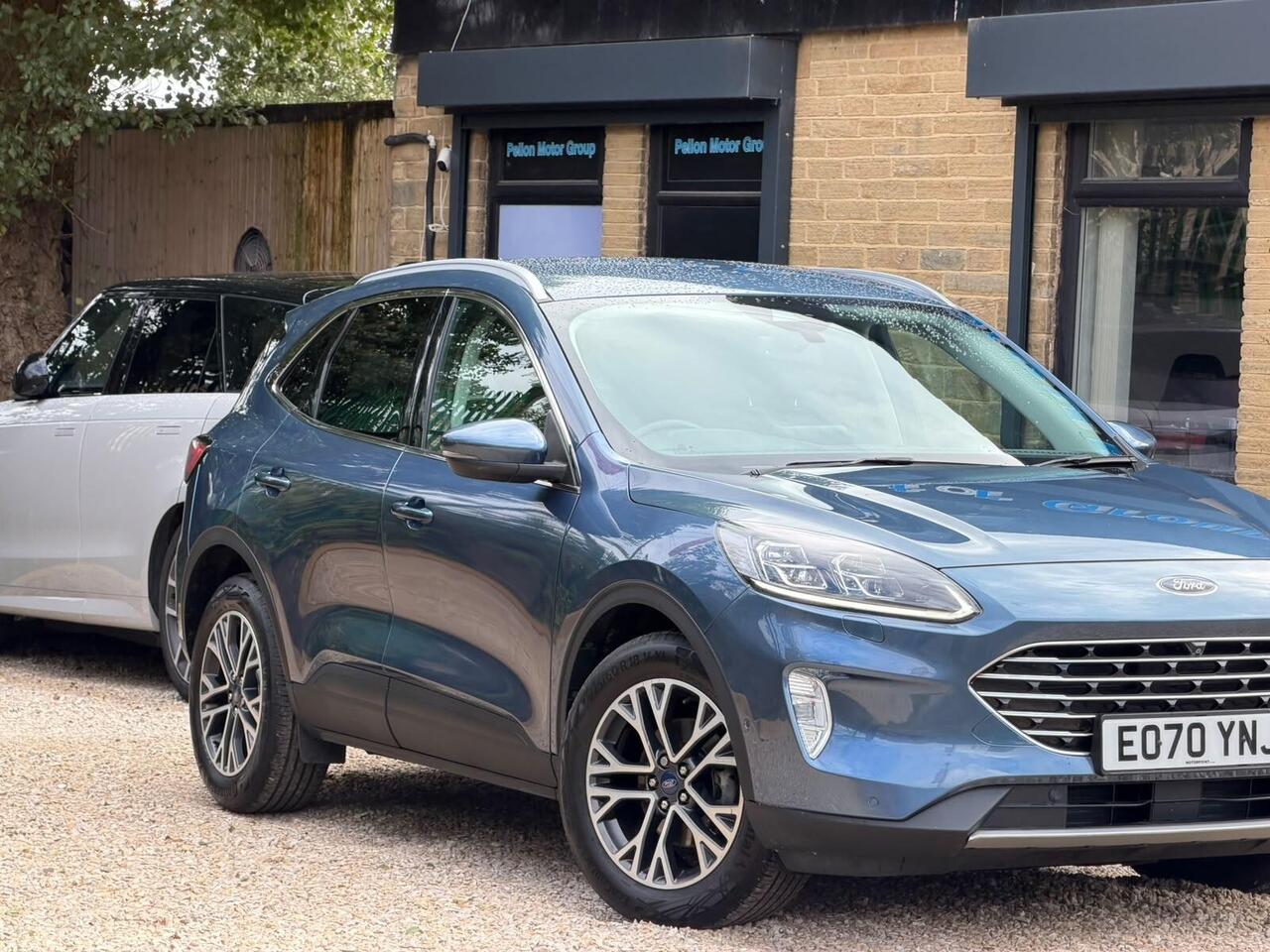 Ford Kuga — photo 55