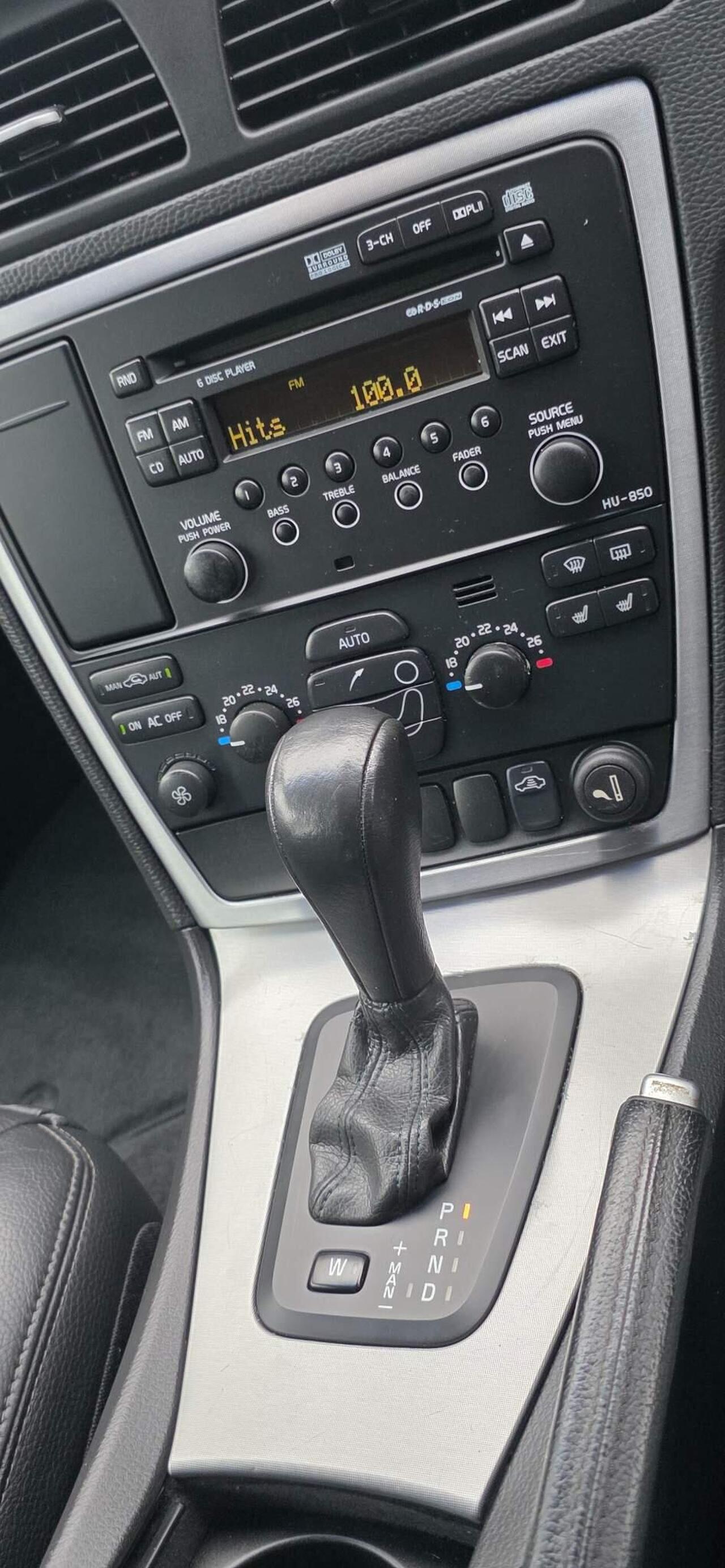 Volvo V70 — photo 87
