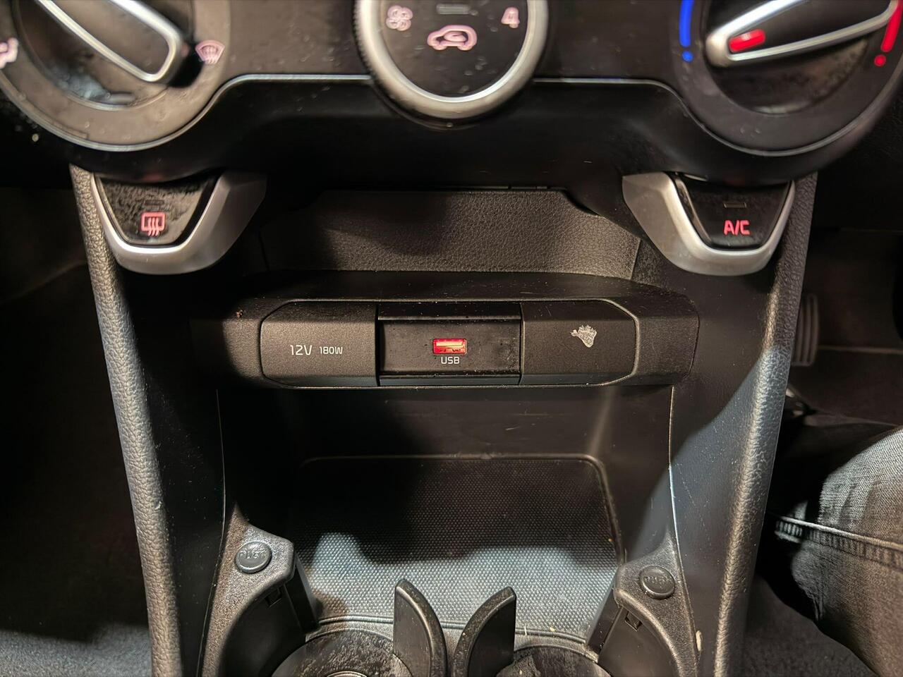Kia Picanto — photo 16