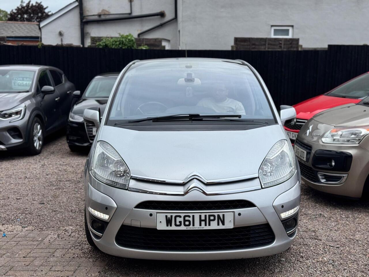 Citroen C4 Picasso — photo 2
