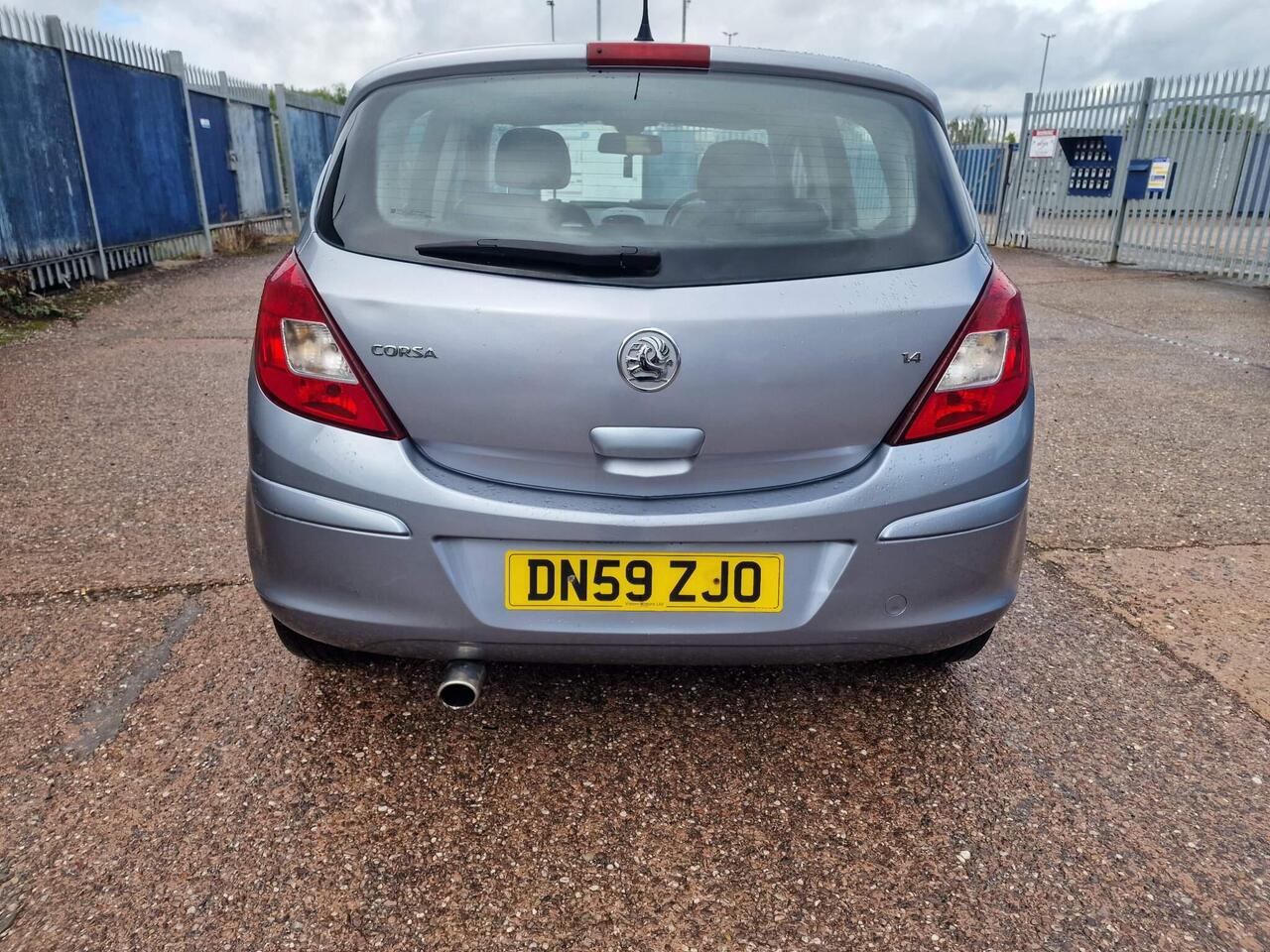 Vauxhall Corsa — photo 11