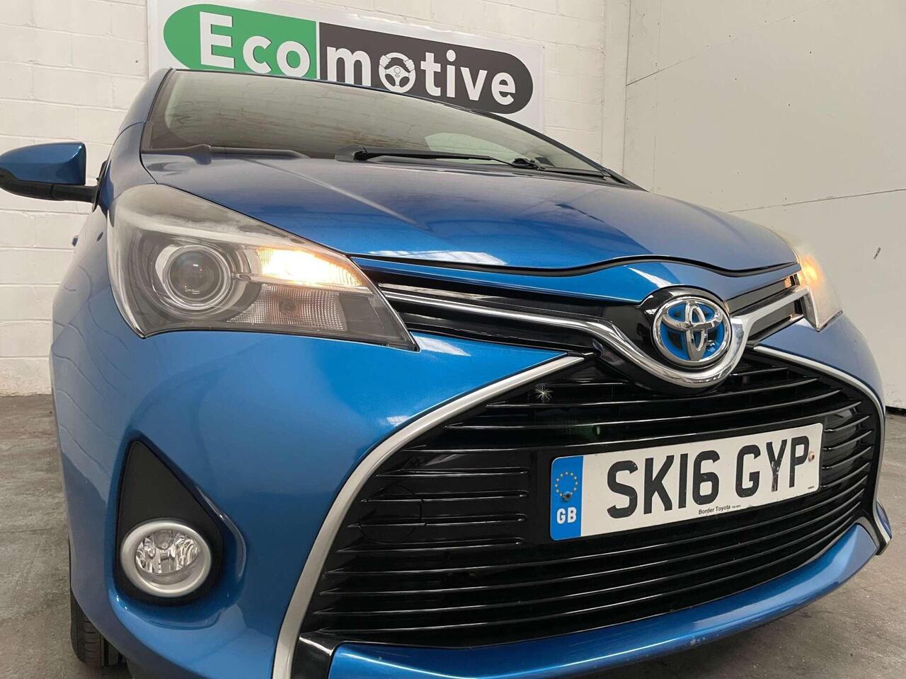 Toyota Yaris — photo 11