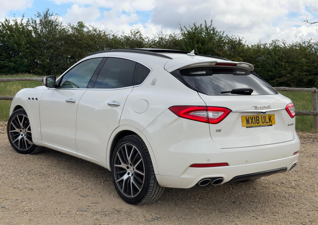 Maserati Levante — photo 7